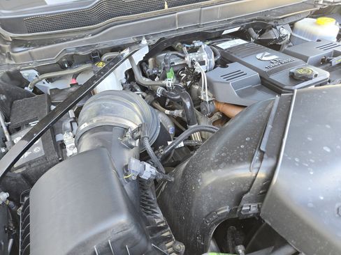 Certified 2024 RAM 3500 Tradesman w/ Chrome Appearance Group image 28