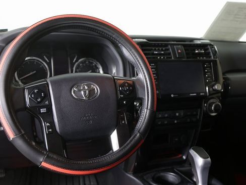 Used 2021 Toyota 4Runner TRD Off-Road Premium image 6