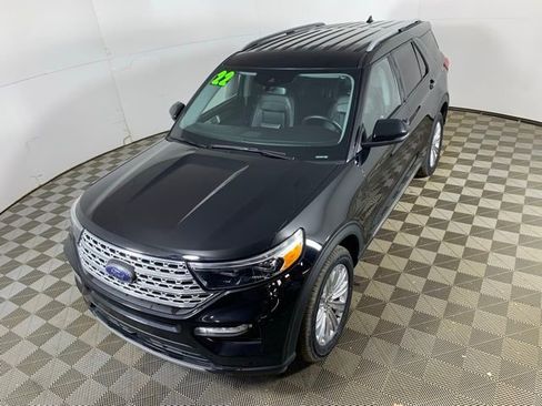 Used 2022 Ford Explorer Limited w/ Class IV Trailer Tow Package AWD/4WD image 7