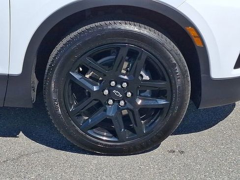 Certified 2022 Chevrolet Blazer LT AWD/4WD image 8