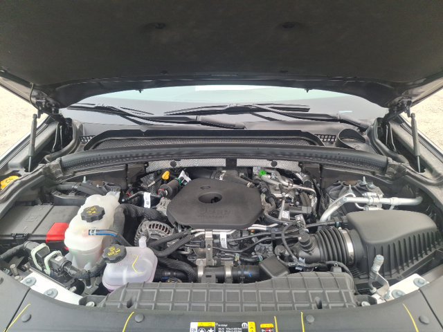 New 2026 Jeep Grand Cherokee Altitude AWD/4WD image 32