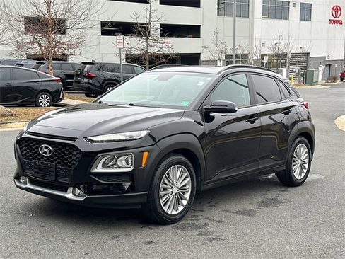 Used 2020 Hyundai Kona SEL Plus image 2