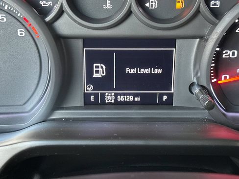 Certified 2024 Chevrolet Silverado 1500 Custom Trail Boss w/ LPO, Dark Essentials Package AWD/4WD image 32