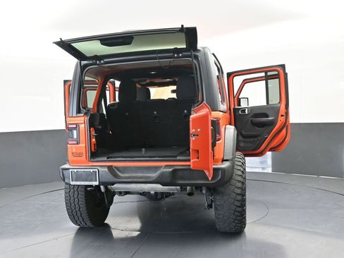 Used 2018 Jeep Wrangler Unlimited Sport S image 73