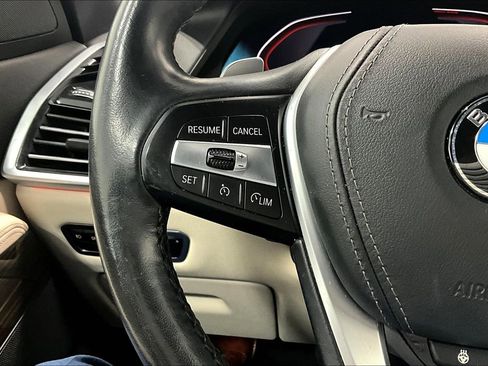 Used 2020 BMW X5 xDrive40i w/ Premium Package image 24