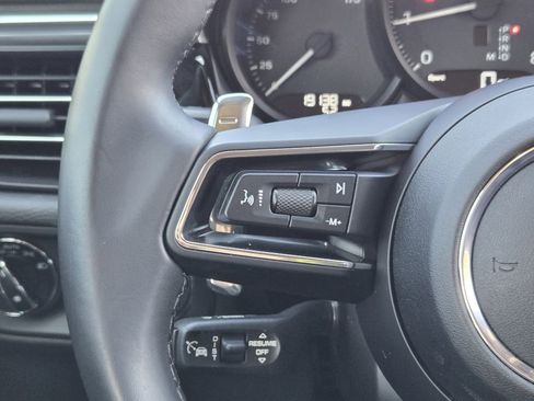 Used 2022 Porsche Macan image 33