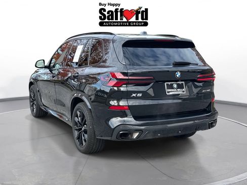 Used 2024 BMW X5 xDrive40i w/ M Sport Package image 6