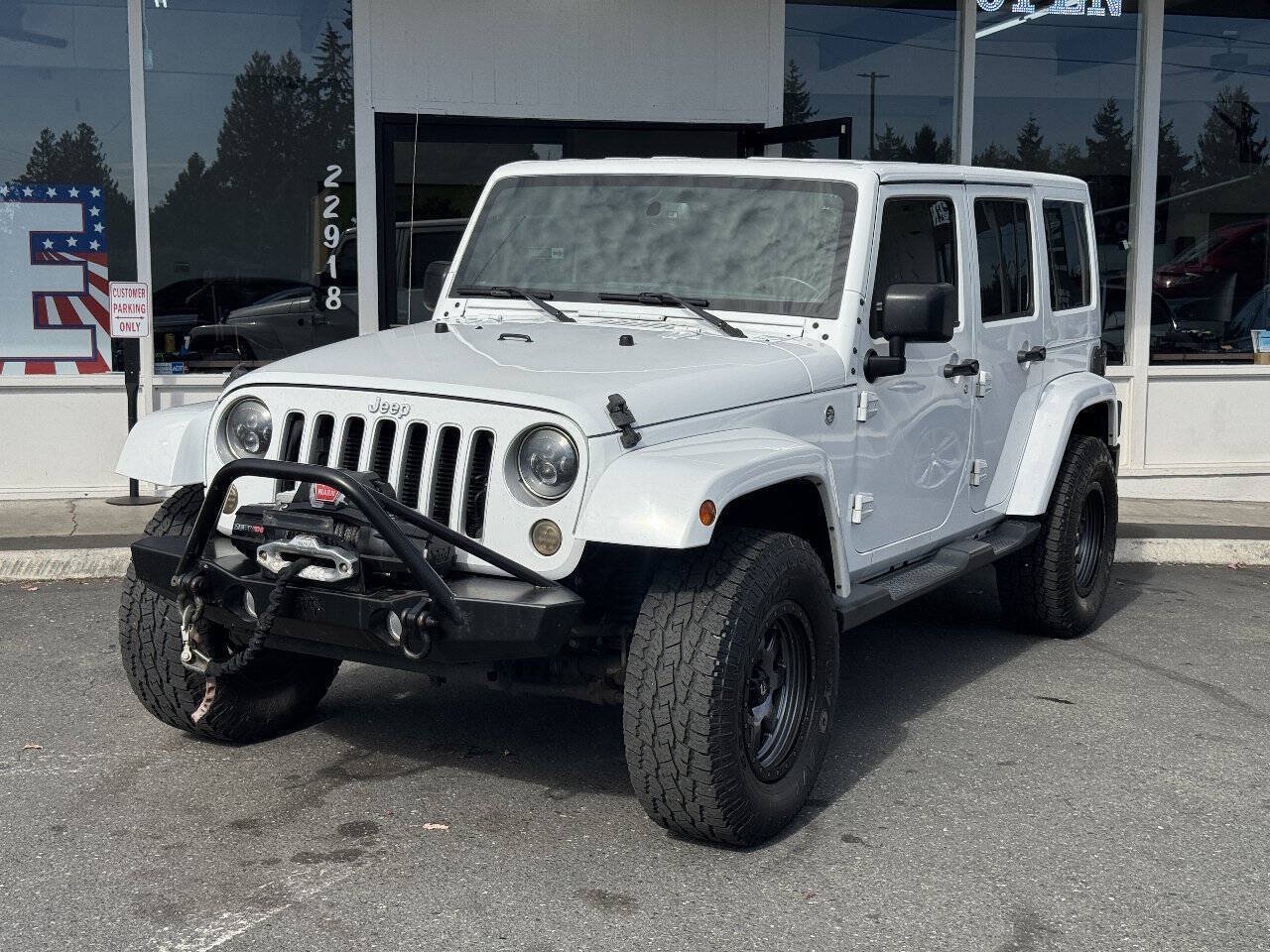 Used 2016 Jeep Wrangler Unlimited Sahara w/ Connectivity Group AWD/4WD image 1