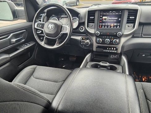Used 2020 RAM 1500 Big Horn AWD/4WD image 3