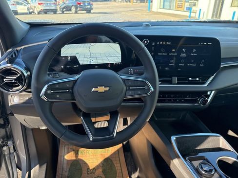 New 2026 Chevrolet Equinox LT w/ Safety and Technology Package image 19