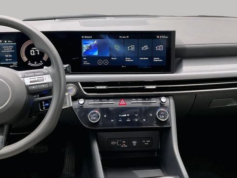 Used 2025 Hyundai Sonata SEL FWD image 8
