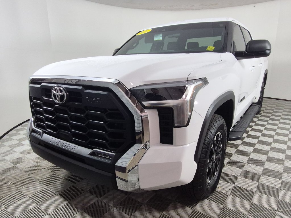 Used 2026 Toyota Tundra SR5 w/ TRD Off-Road Package AWD/4WD image 7