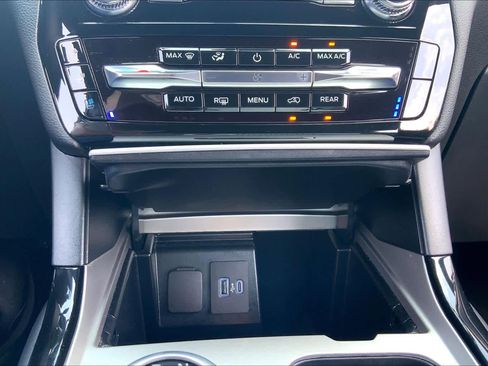Used 2023 Ford Explorer ST w/ Equipment Group 401A AWD/4WD image 32