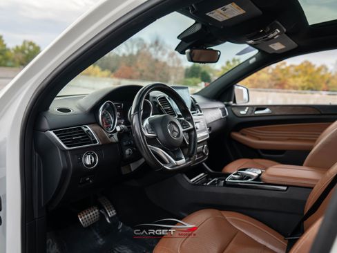 Used 2019 Mercedes-Benz GLE 43 AMG 4MATIC image 11