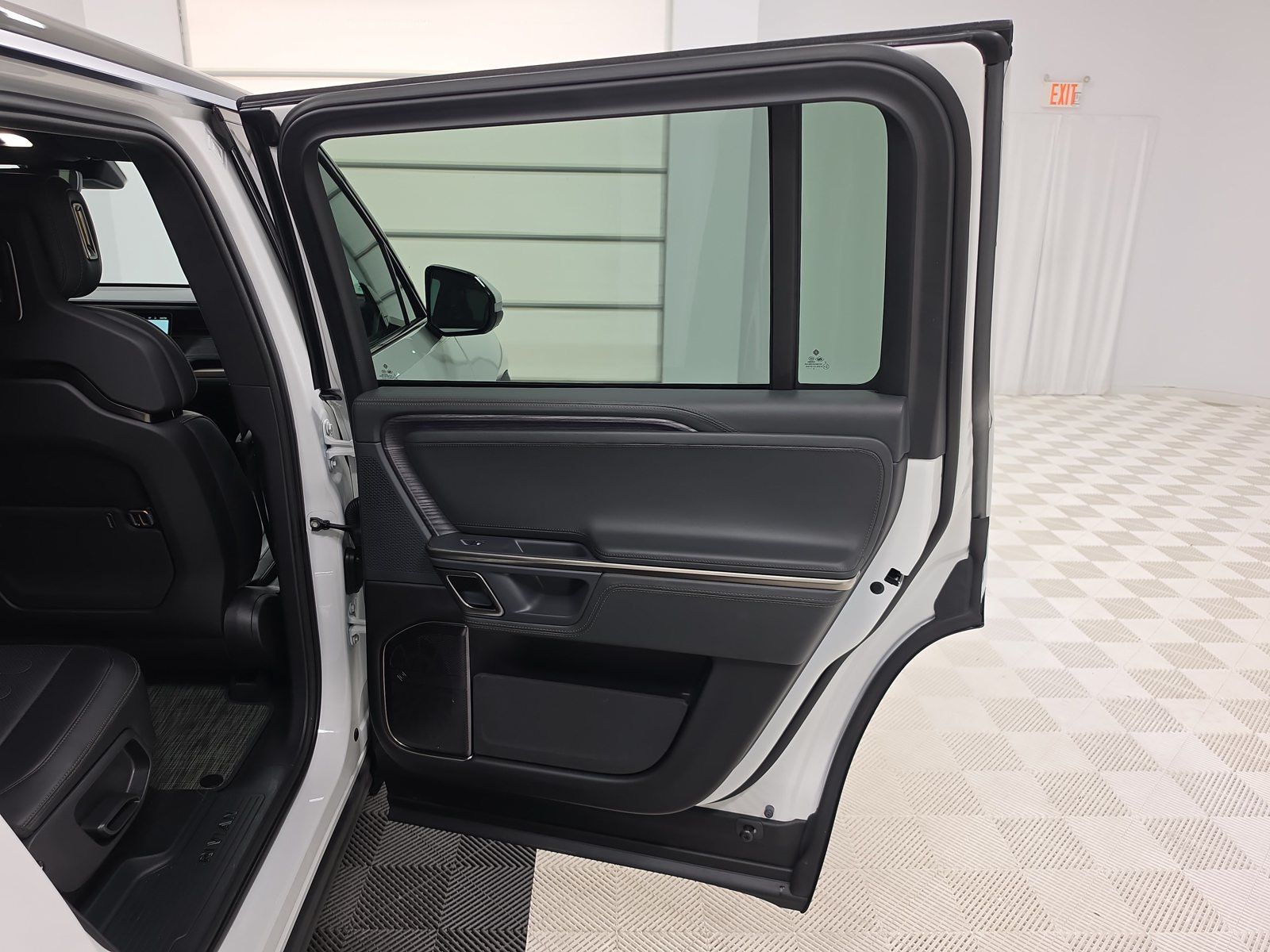 Used 2024 Rivian R1S Adventure Quad AWD/4WD image 19