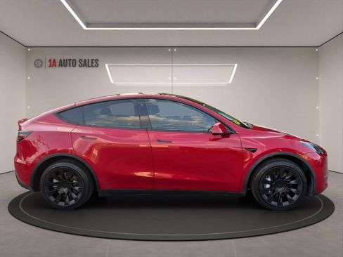 Used 2020 Tesla Model Y Long Range AWD/4WD image 6