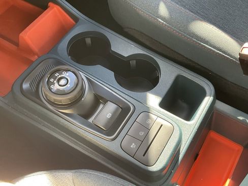 Used 2024 Ford Maverick XLT image 9