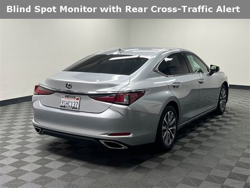 Certified 2025 Lexus ES 350 image 5