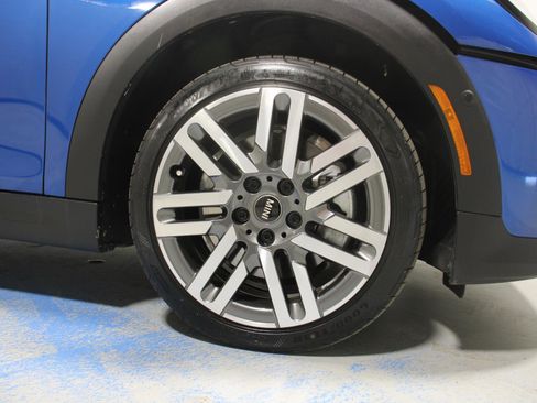 Certified 2025 MINI Cooper S image 23