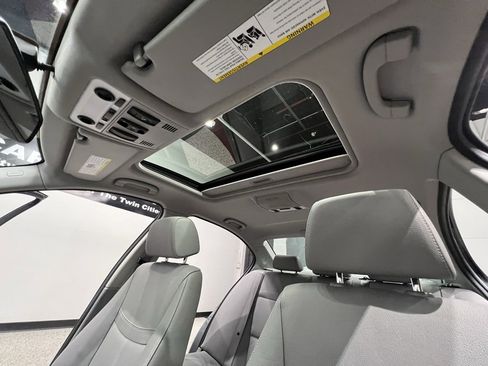 Used 2011 BMW 328i xDrive Sedan image 52