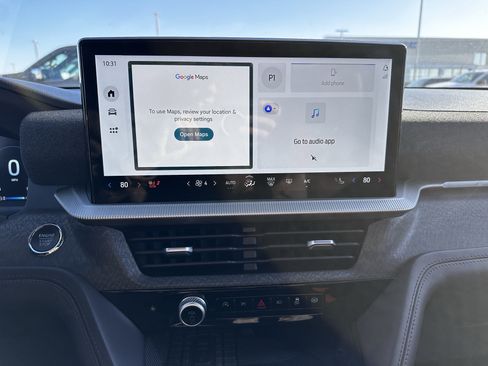 Certified 2025 Ford Explorer Platinum w/ LUX Leather Package image 16