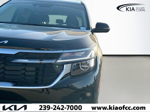 New 2026 Kia Seltos EX image 9