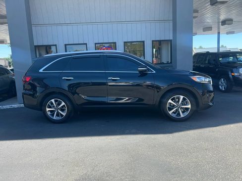 Used 2019 Kia Sorento EX FWD image 29