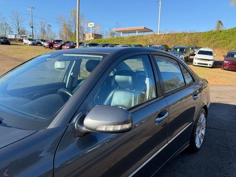 Used 2008 Mercedes-Benz E 350 Luxury image 10