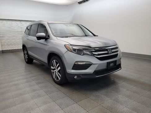 Used 2016 Honda Pilot Touring image 13
