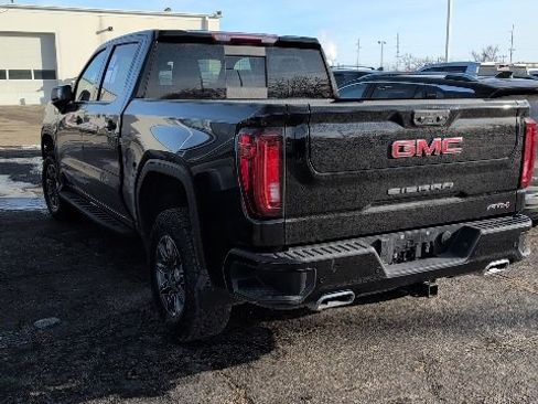Used 2025 GMC Sierra 1500 AT4 w/ AT4 Premium Package image 2