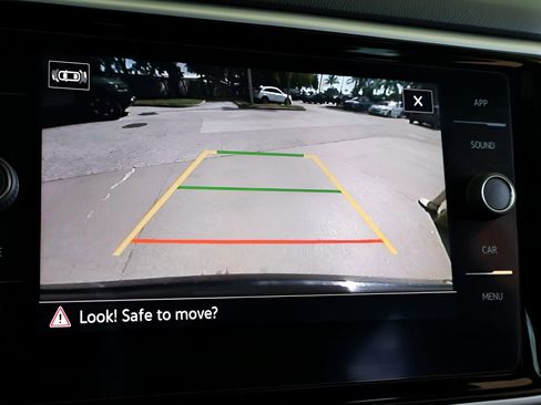 Used 2022 Volkswagen Atlas Cross Sport SE w/ Panoramic Sunroof Package image 25