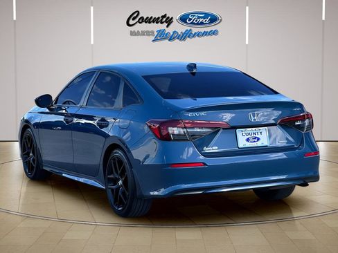 Used 2025 Honda Civic Sport image 7