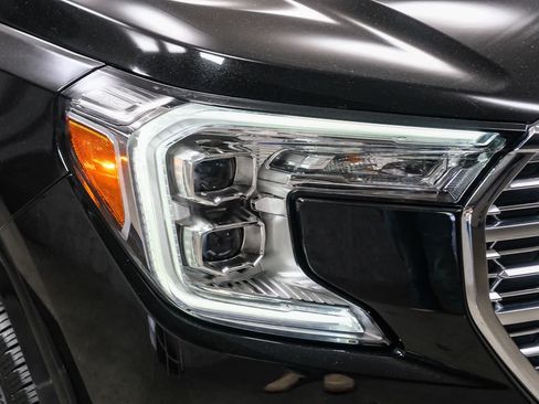 Used 2022 GMC Terrain Denali AWD/4WD image 13