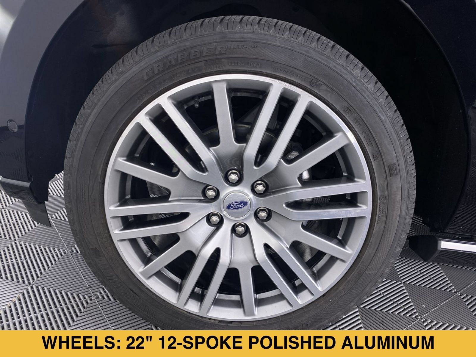 Used 2022 Ford Expedition Platinum AWD/4WD image 17