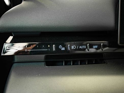 Certified 2025 BMW 530i xDrive image 27