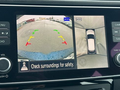 Certified 2024 Nissan Leaf SV Plus image 23