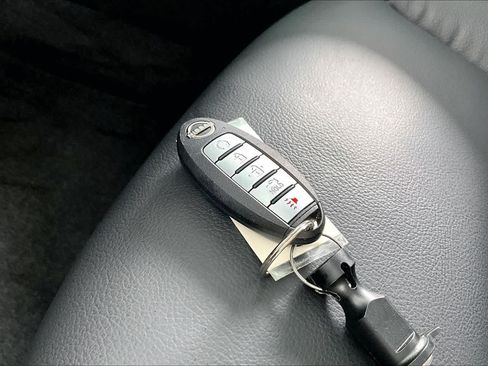 Certified 2024 Nissan Altima 2.5 SR w/ SR Premium Package FWD image 15
