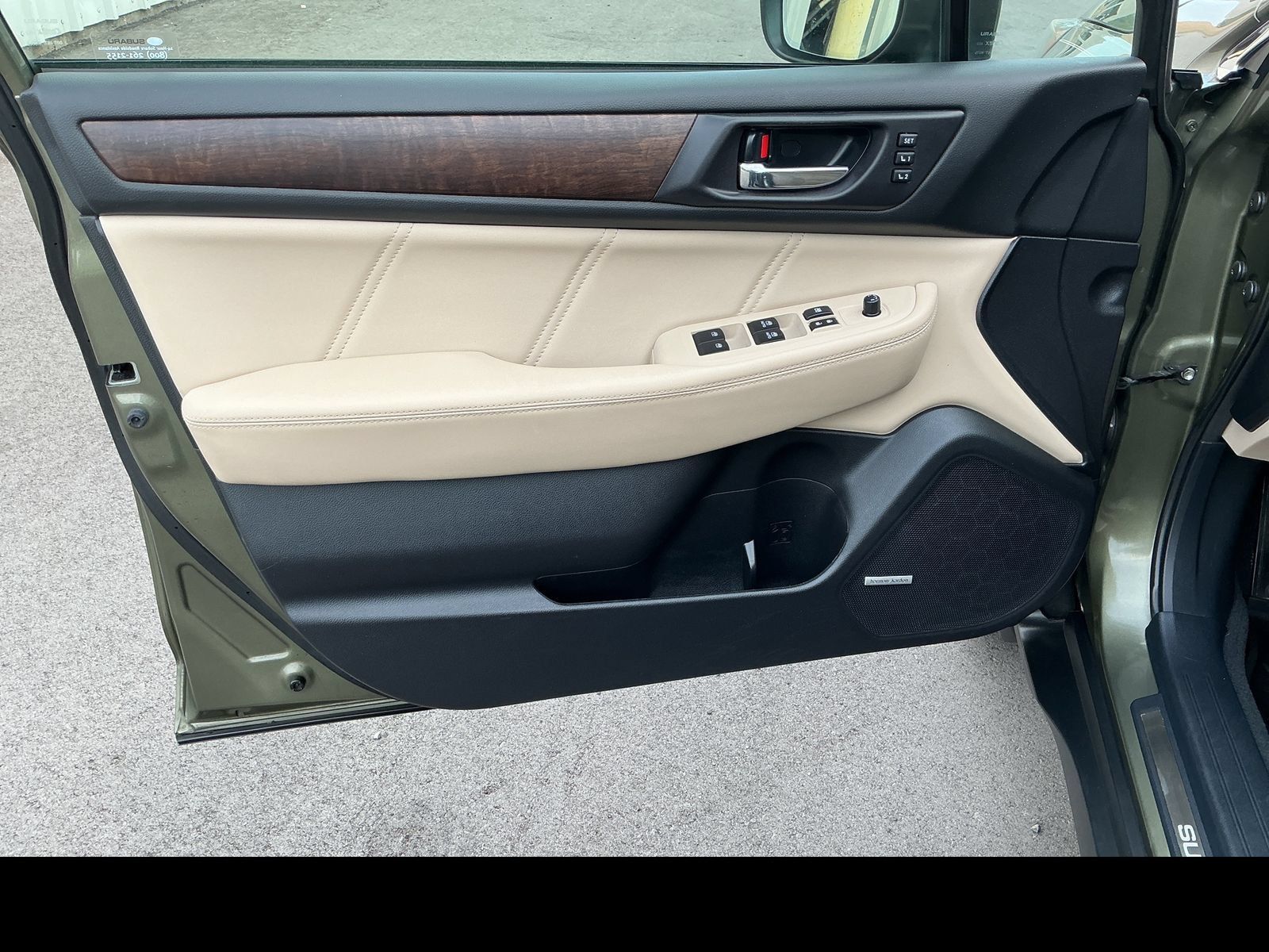 Used 2019 Subaru Outback 2.5i Limited w/ Protection Package #1 AWD/4WD image 11