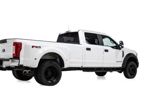 Used 2018 Ford F450 XL w/ STX Appearance Package AWD/4WD image 3