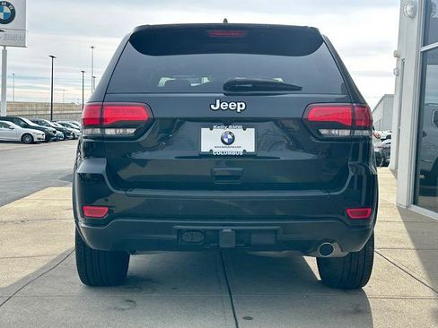 Used 2022 Jeep Grand Cherokee Limited w/ Trailer Tow Group IV image 10