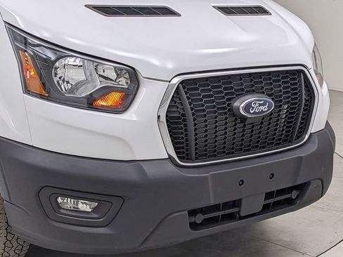 Certified 2023 Ford Transit 250 Low Roof AWD w/ Exterior Upgrade Package image 36