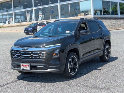 New 2026 Chevrolet Equinox LT w/ Convenience Package II FWD image 4