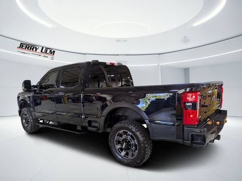 Used 2023 Ford F250 Lariat w/ Sport Appearance Package AWD/4WD image 5
