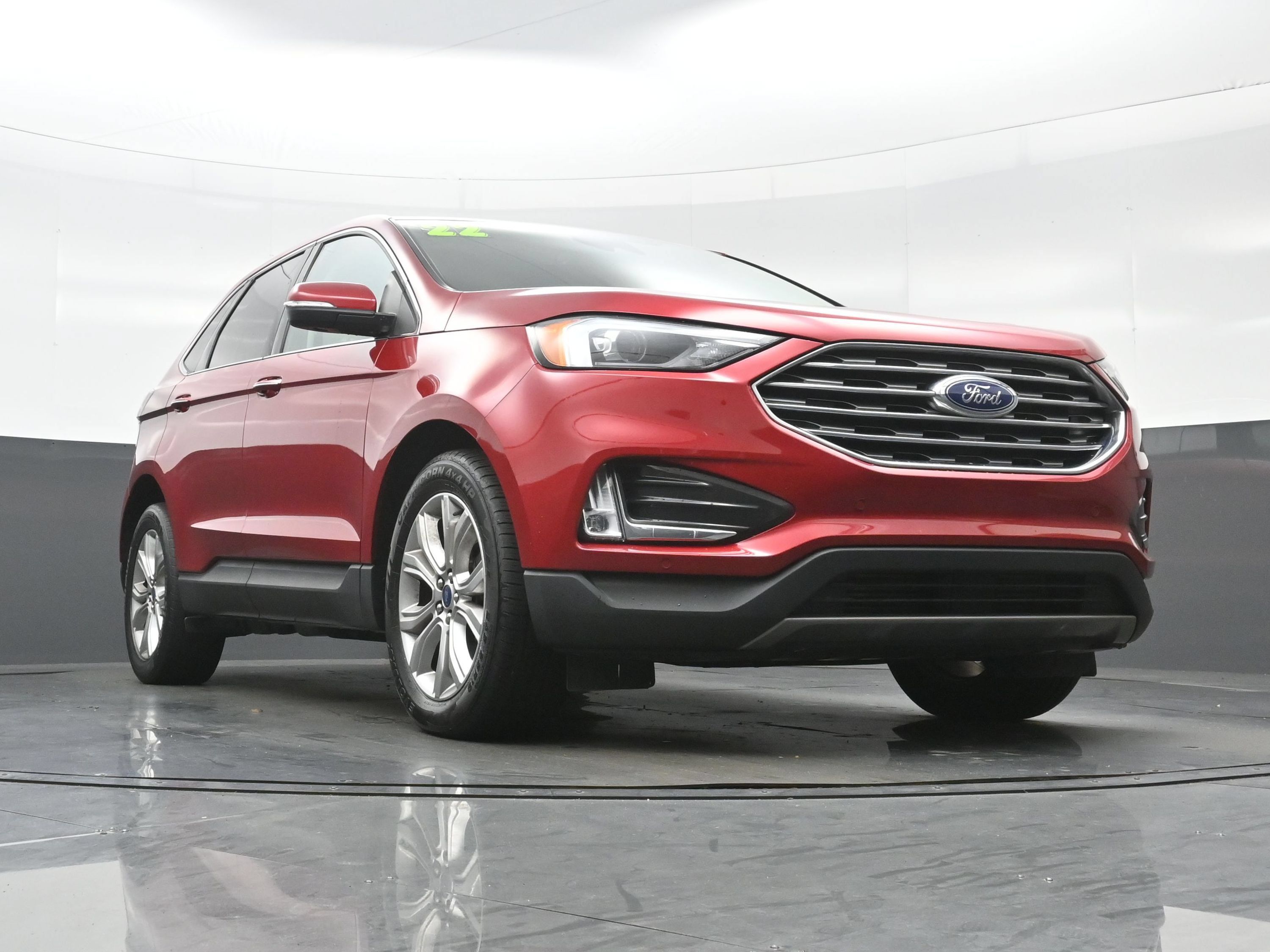 Used 2022 Ford Edge Titanium AWD/4WD image 35