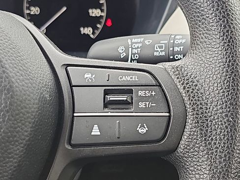 Used 2023 Honda HR-V LX image 23