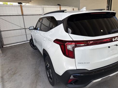 Certified 2025 Kia Seltos S FWD image 8