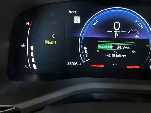 Used 2025 Toyota Camry LE image 26