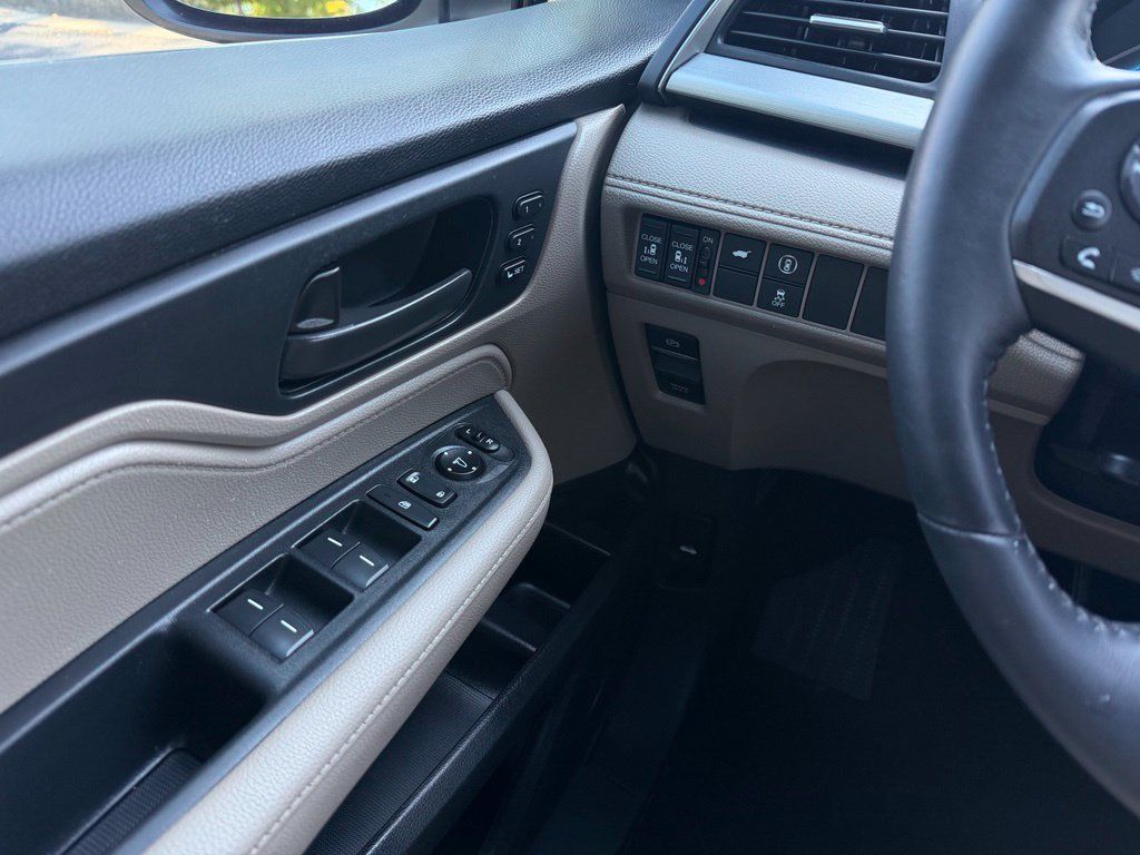 Certified 2024 Honda Odyssey EX-L image 23