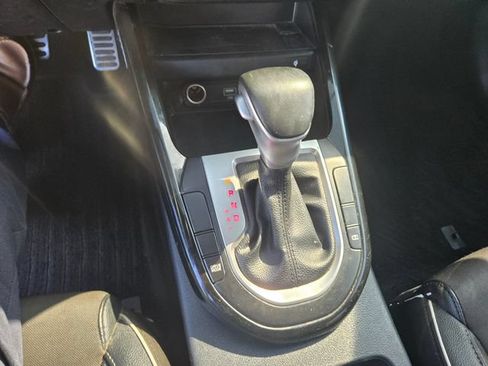 Used 2024 Kia Forte GT-Line w/ GT-Line Premium Package FWD image 11