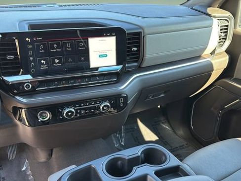 Used 2024 GMC Sierra 1500 SLT image 24